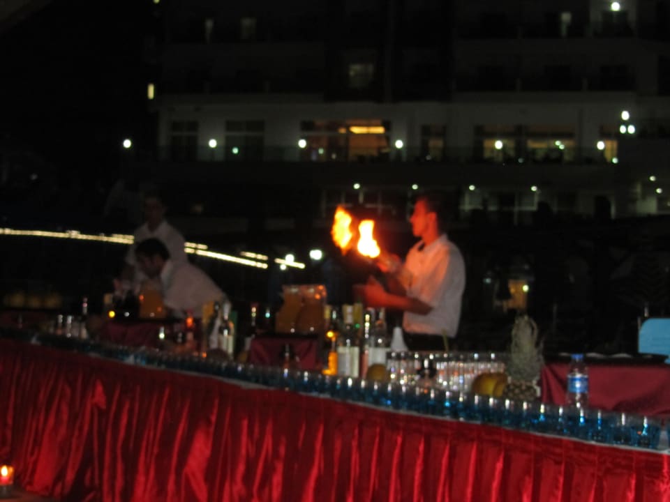 Kleine Feuershow Adalya Ocean Deluxe