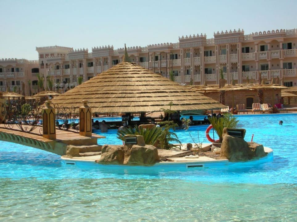Poolbar Pickalbatros Palace Resort