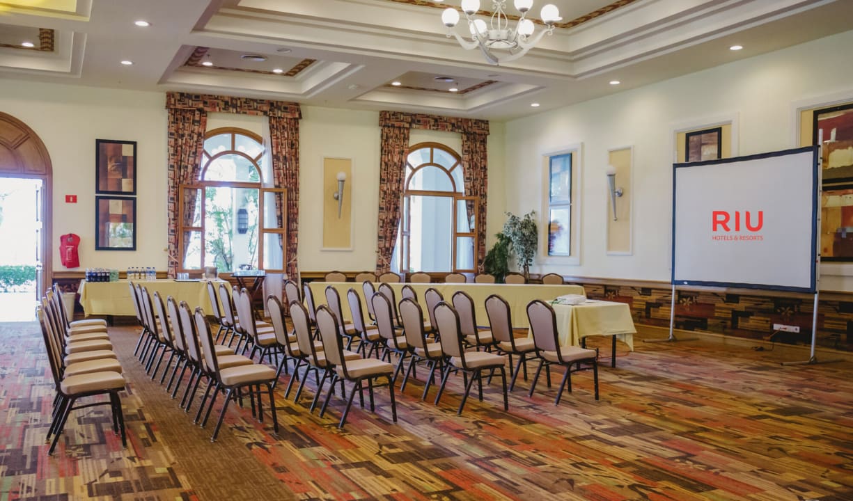 Sonstiges Hotel Riu Emerald Bay