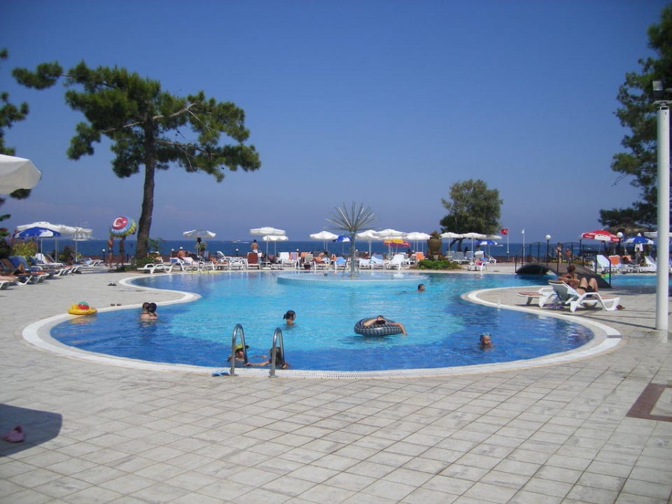 Piscine Crystal Aura Aqua Collection