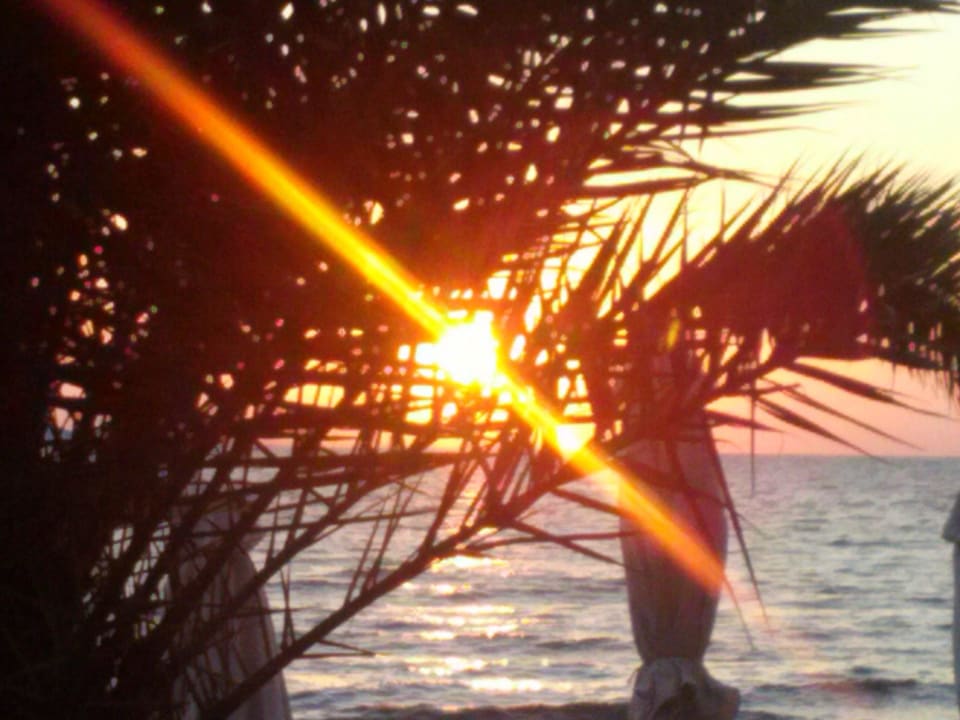 Sonnenuntergang Anthemus Sea Beach Hotel & Spa