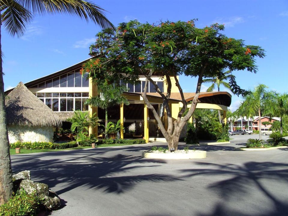 Blick zur Lobby Grand Palladium Punta Cana Resort & Spa
