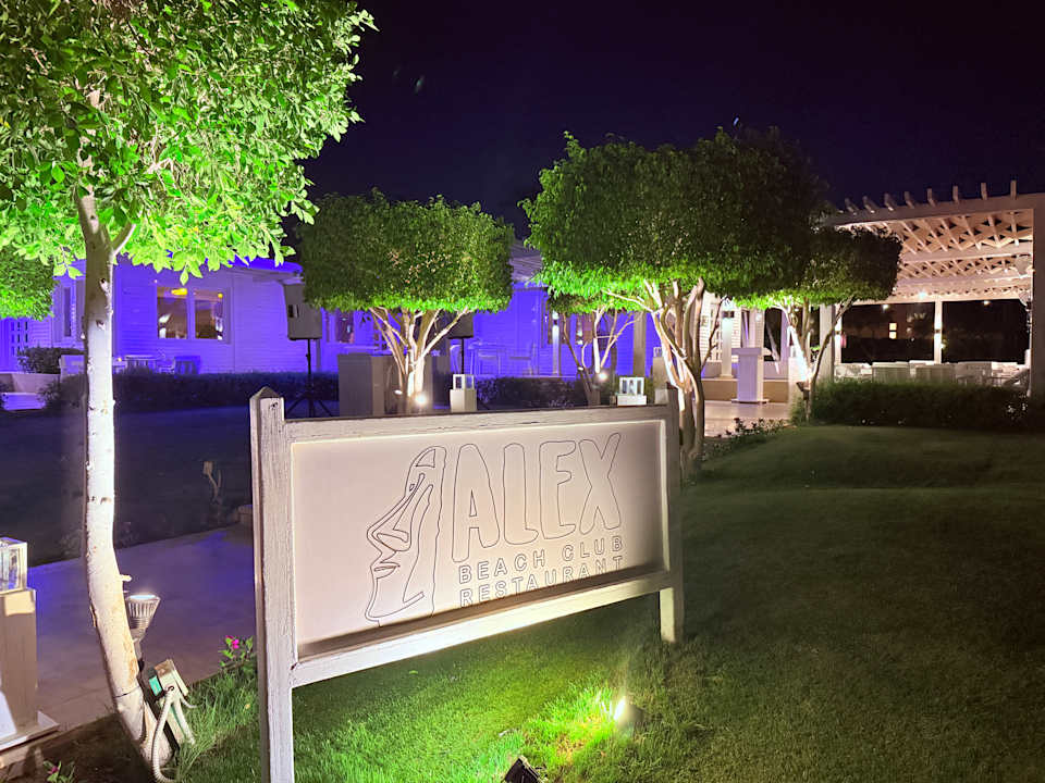 Gartenanlage Steigenberger ALDAU Beach Hotel