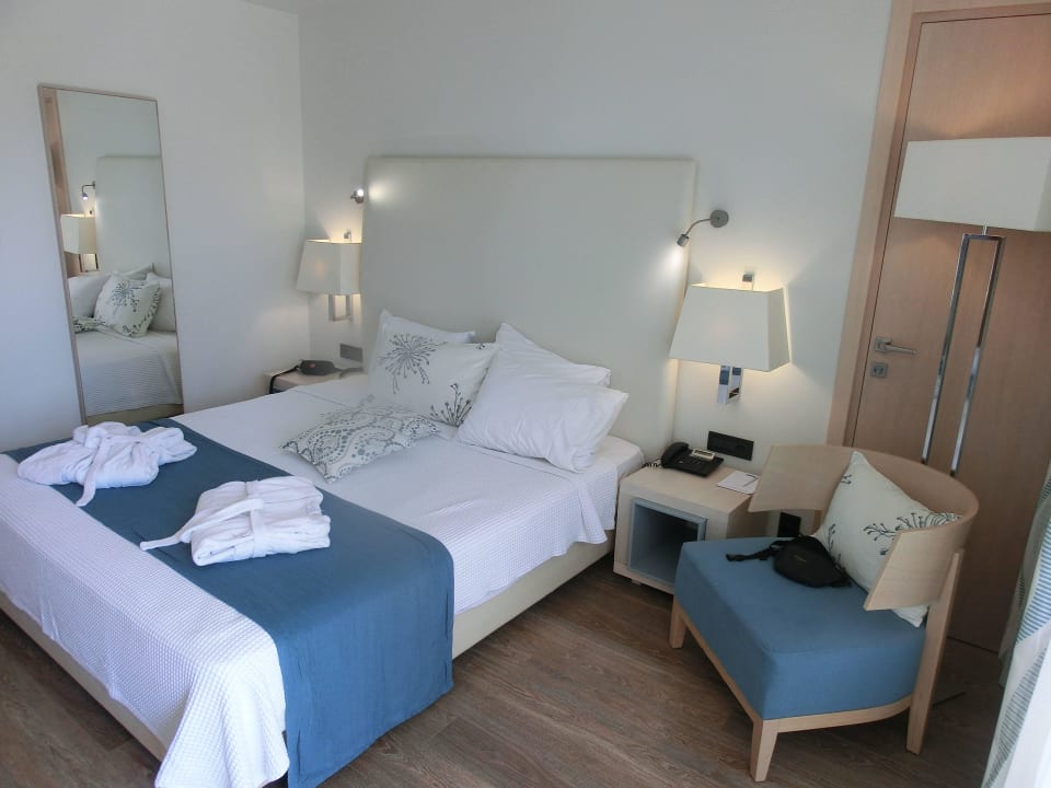 Freundliches Ambiente Minos Mare Royal