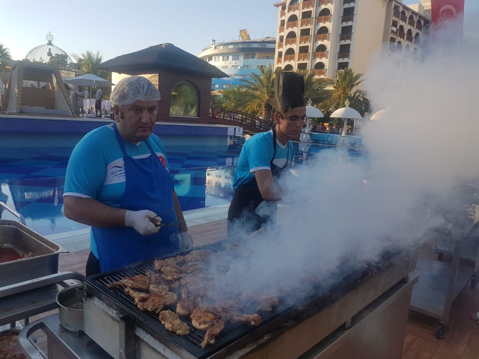 Gastro Quattro Beach Spa & Resort