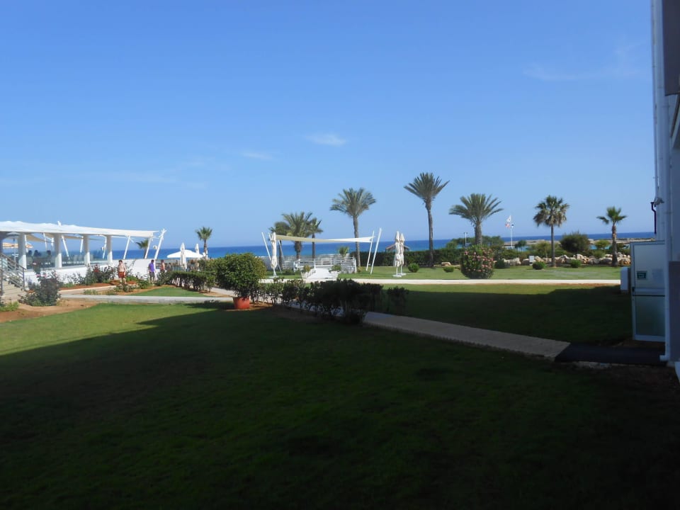 Seitliche Meersicht Asterias Beach