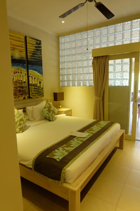 Zimmer E032 The Lovina