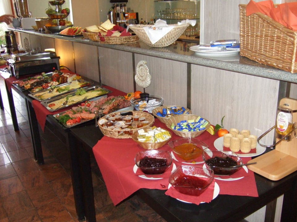 Frühstücksbüffet PLAZA INN Hamburg Moorfleet