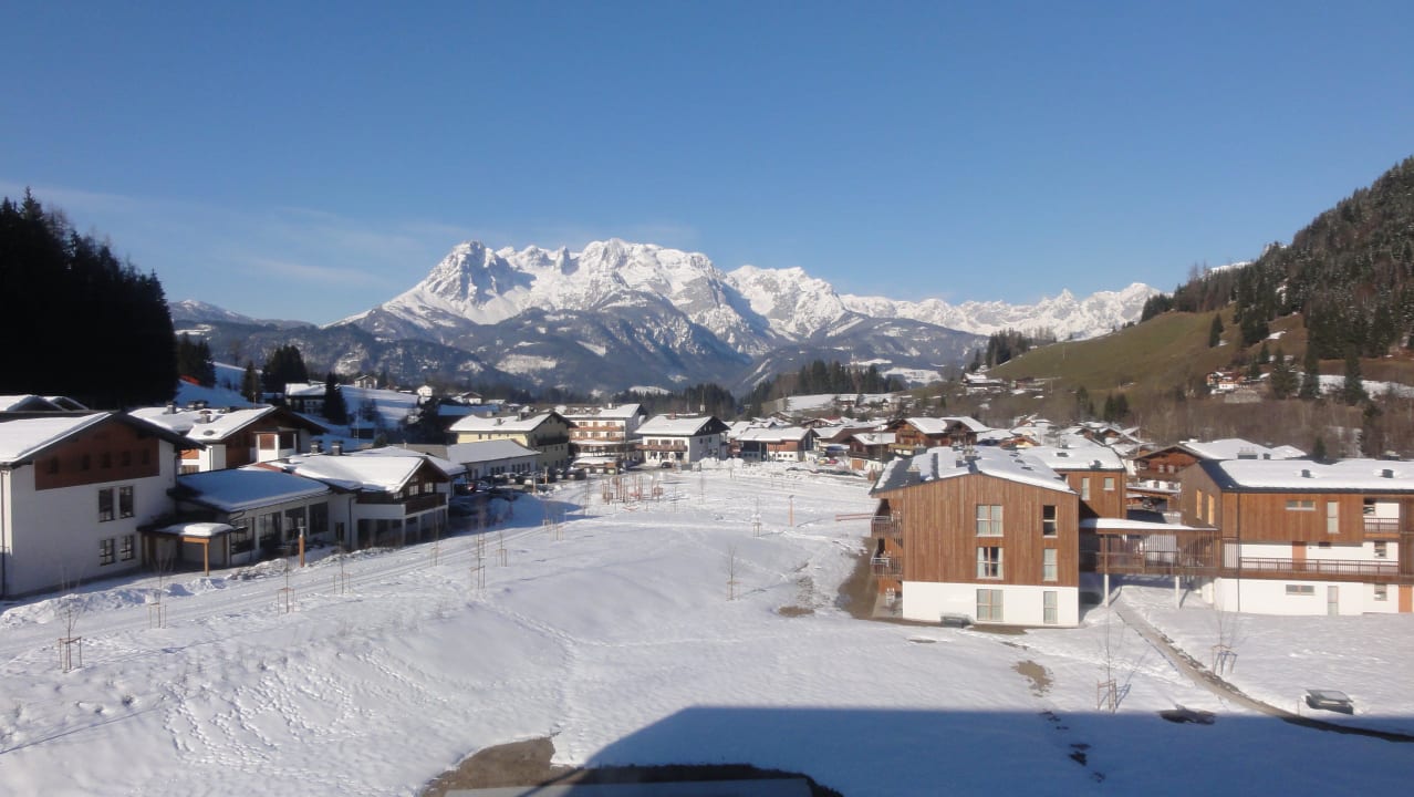 Panorama-Blick vom Balkon 3.ET aja Bergresort Werfenweng