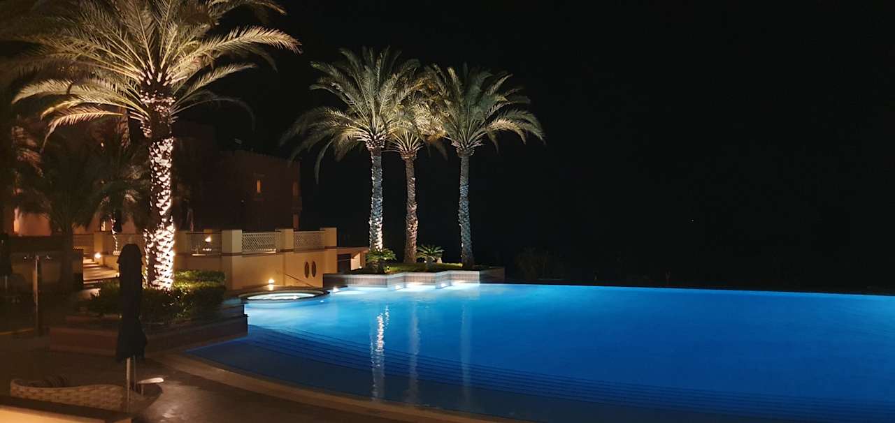 Pool Shangri-La Al Husn Resort & Spa