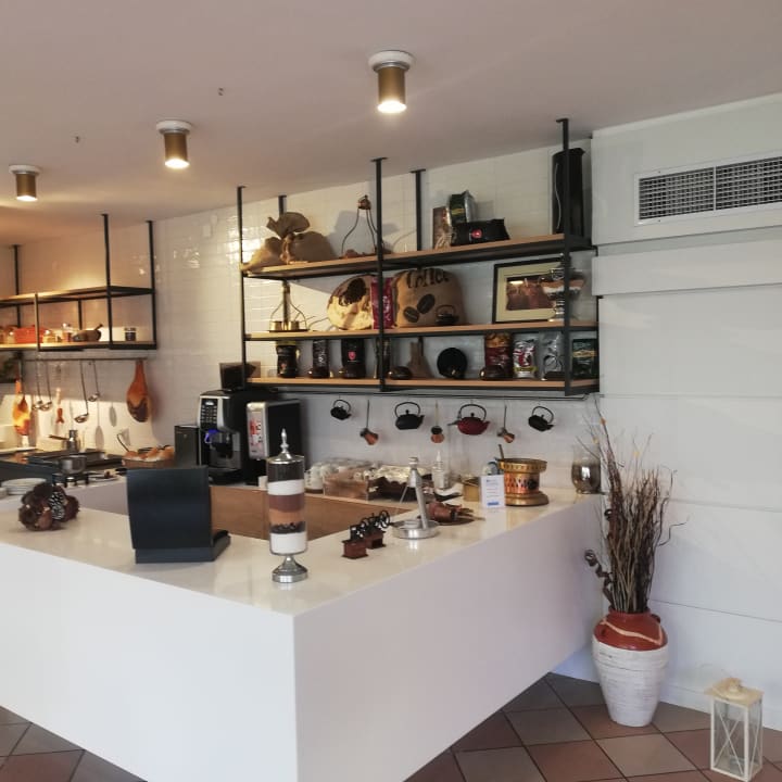 Gastro Anissa Beach & Village