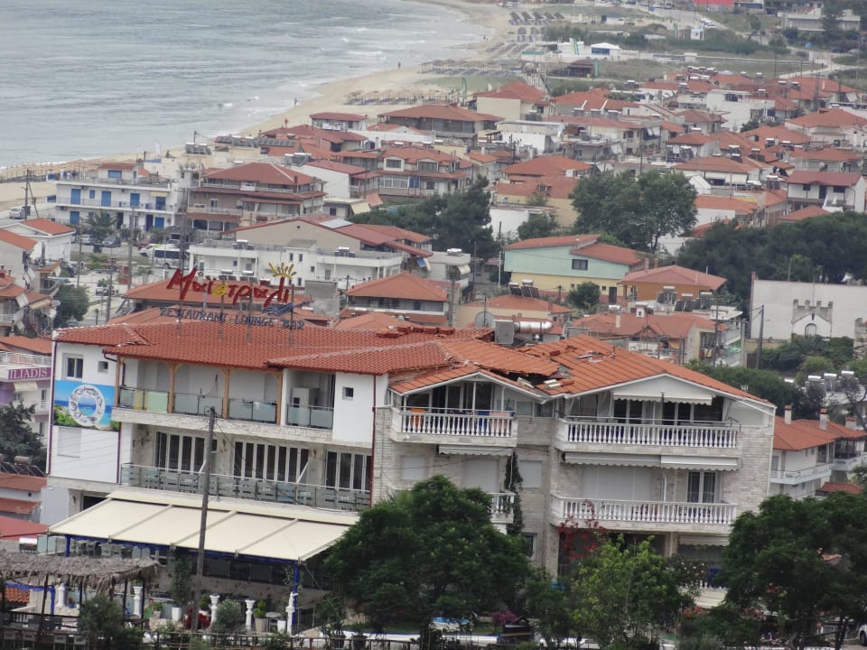 Maistrali mit Sarti und Strand Hotel Maistrali