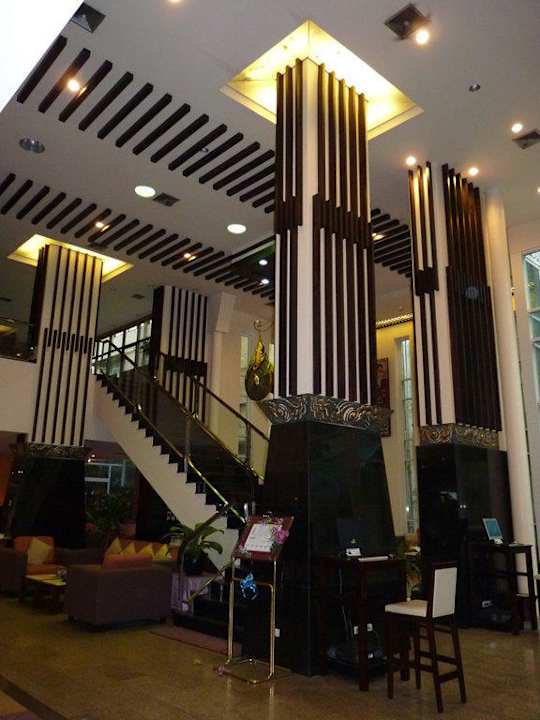 Eingangshalle Pinnacle Lumpinee Park Hotel