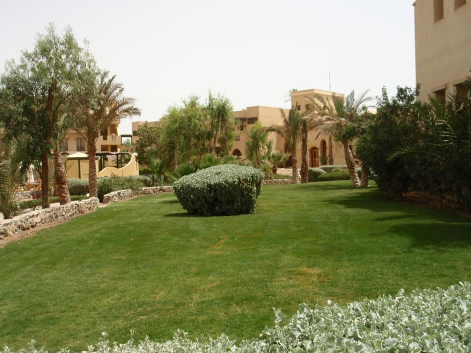 Gartenanlage Three Corners Rihana Resort Deluxe