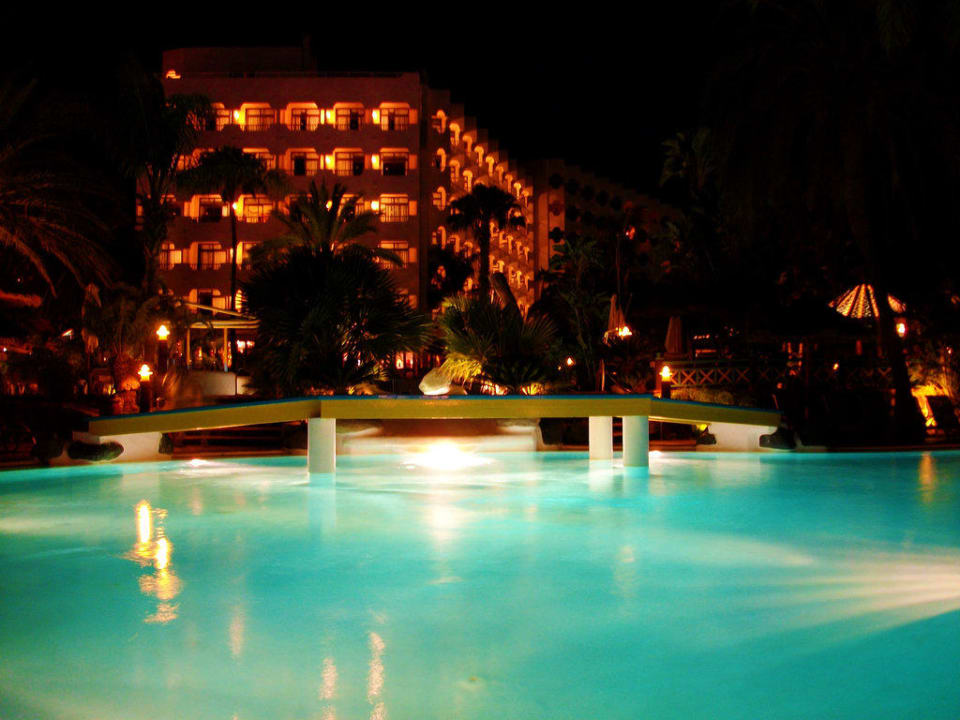 Außenansicht Corallium Beach by Lopesan Hotels - Adults only