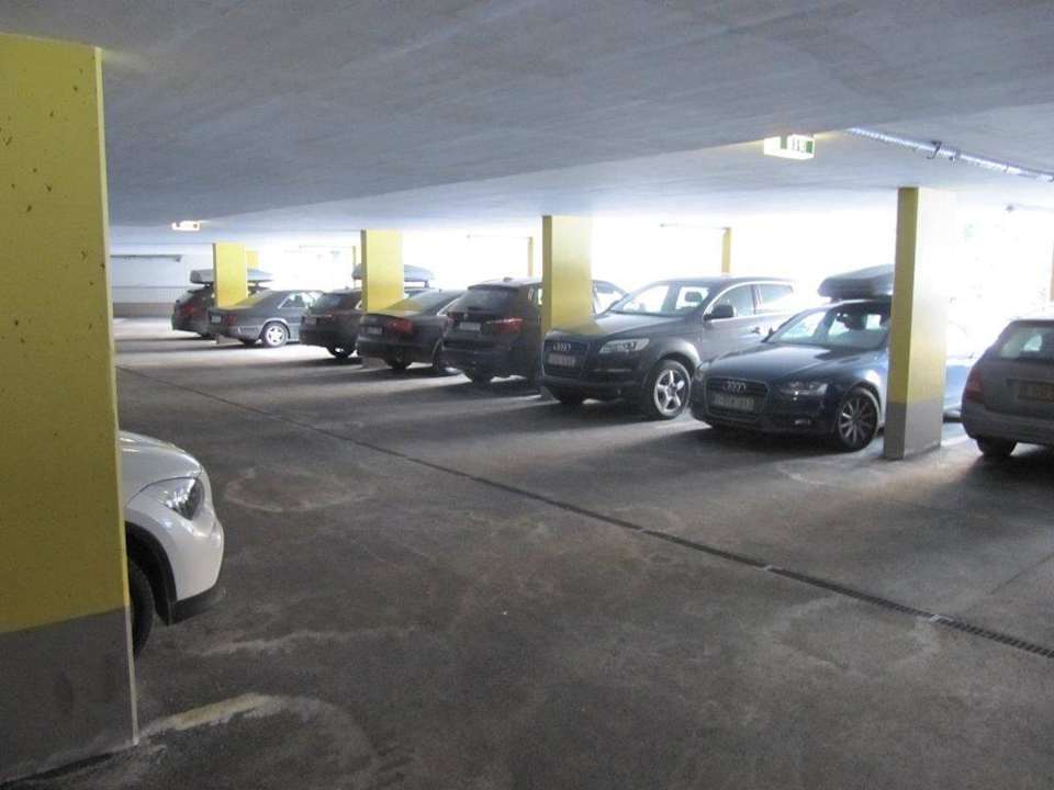 "Parking podziemny" Sportlers Lodge Sölden lifestyle lässig anders