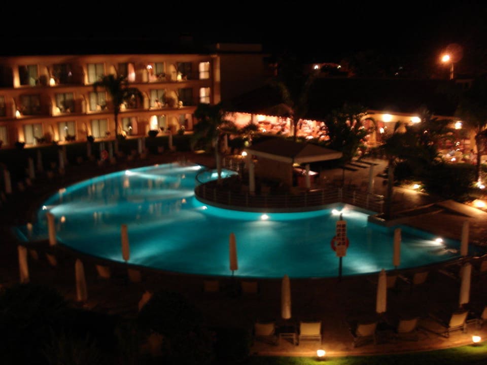 Hotel bei Nacht La Quinta Menorca By PortBlue Boutique