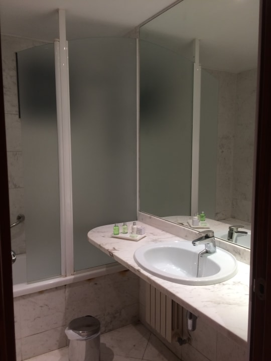 Zimmer NH Barcelona Entenza