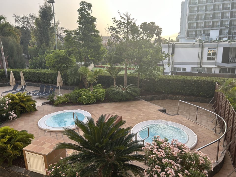 Pool allsun Hotel Lucana