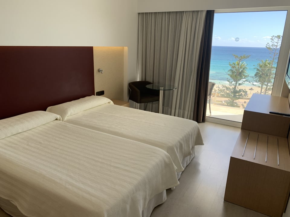 Zimmer CM Playa del Moro