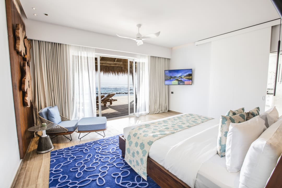 Zimmer Emerald Maldives Resort & Spa-Deluxe All Inclusive
