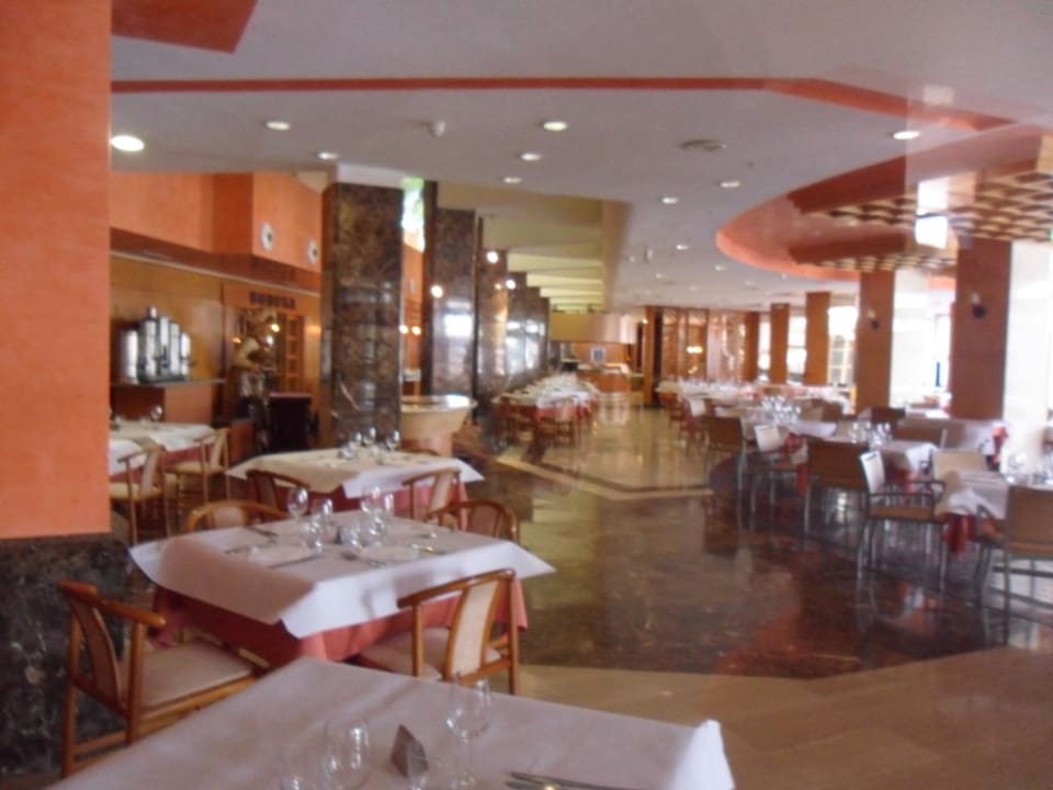 Blick in den Speiseraum Alexandre Hotel Gala