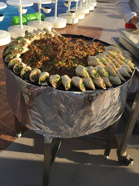 Sonstiges Azura Deluxe Resort & Spa Hotel