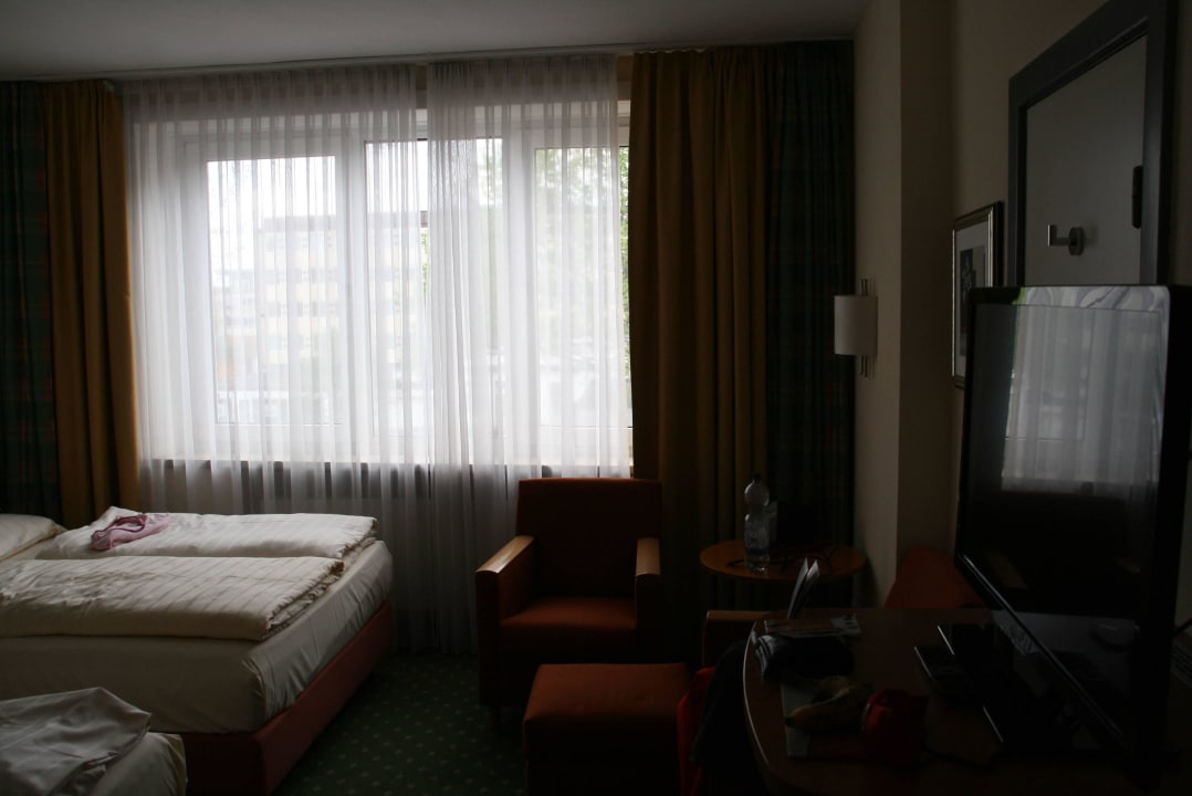 Vierbettzimmer Garner Hotel Hamburg - Wandsbek Marktplatz