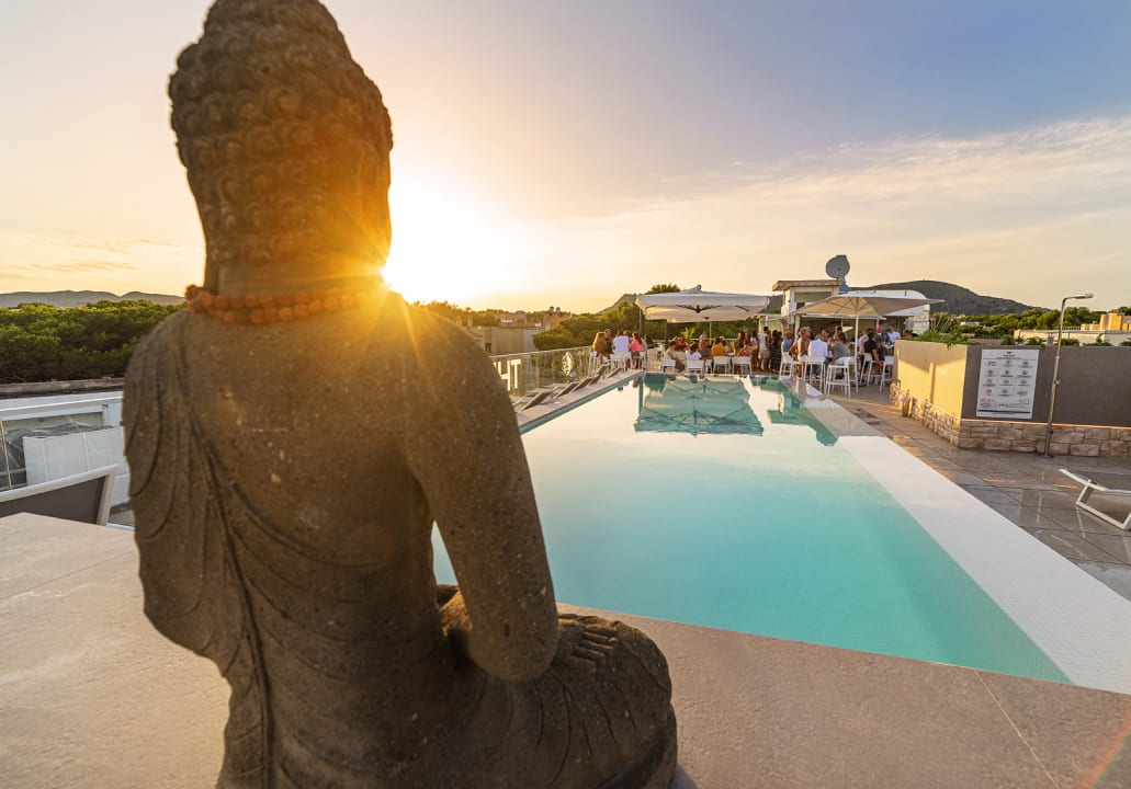 Pool Hotel The Sky - Adults only