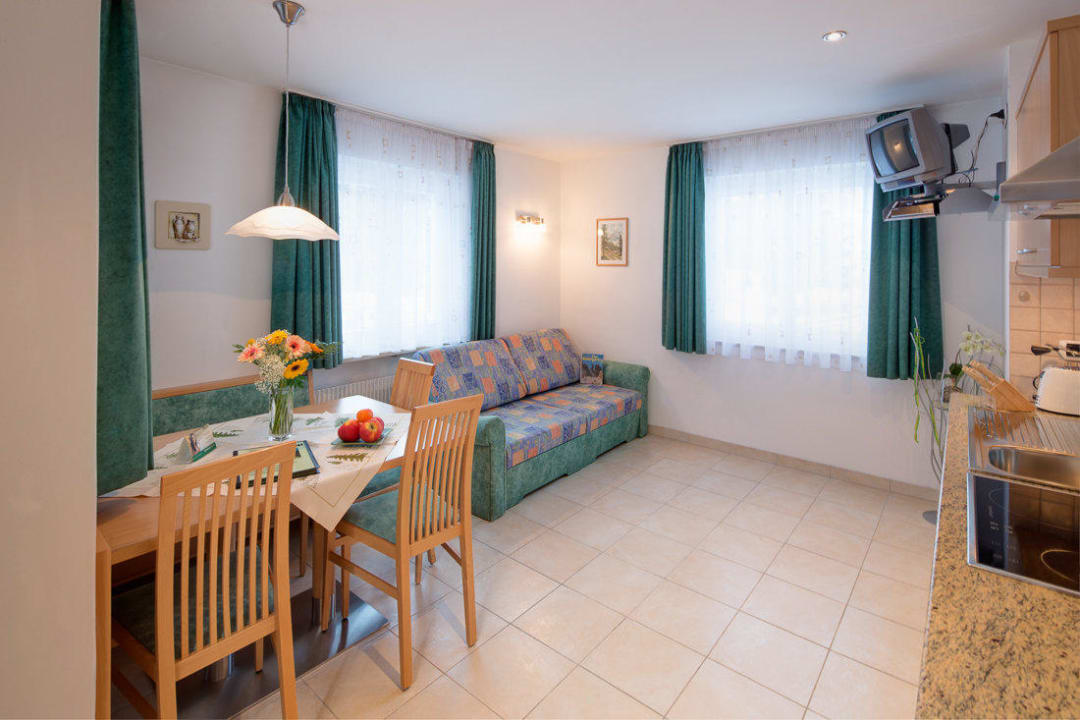 Wohnzimmer Wohnung GREEN Haus Angelika