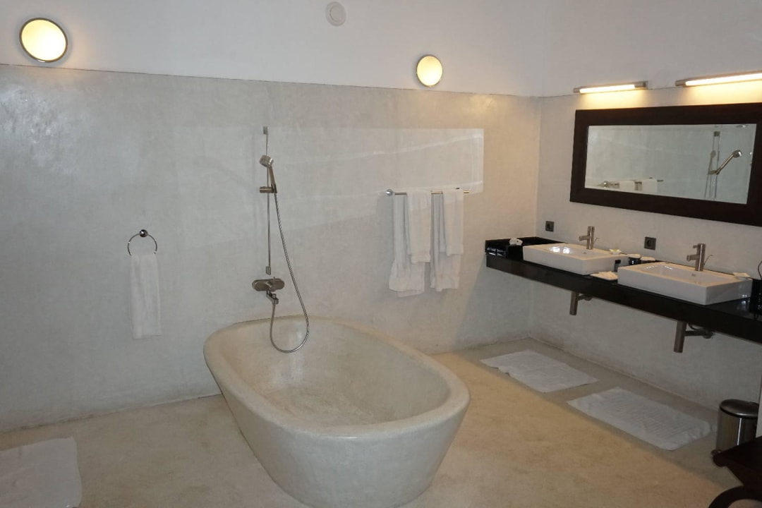 Bad Hotel Weligama Bay Resort