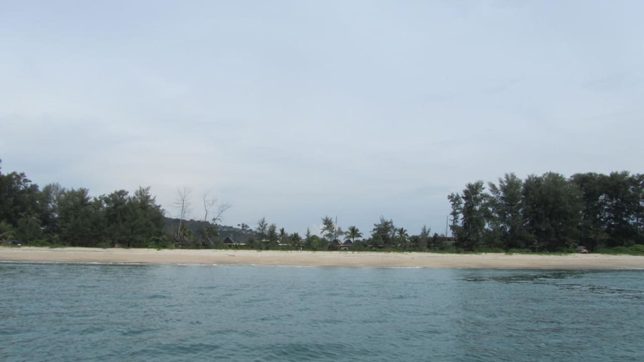 Der Bangtao Strand vom Hotel nach rechts 016 Best Western Premier Bangtao Beach Resort & Spa
