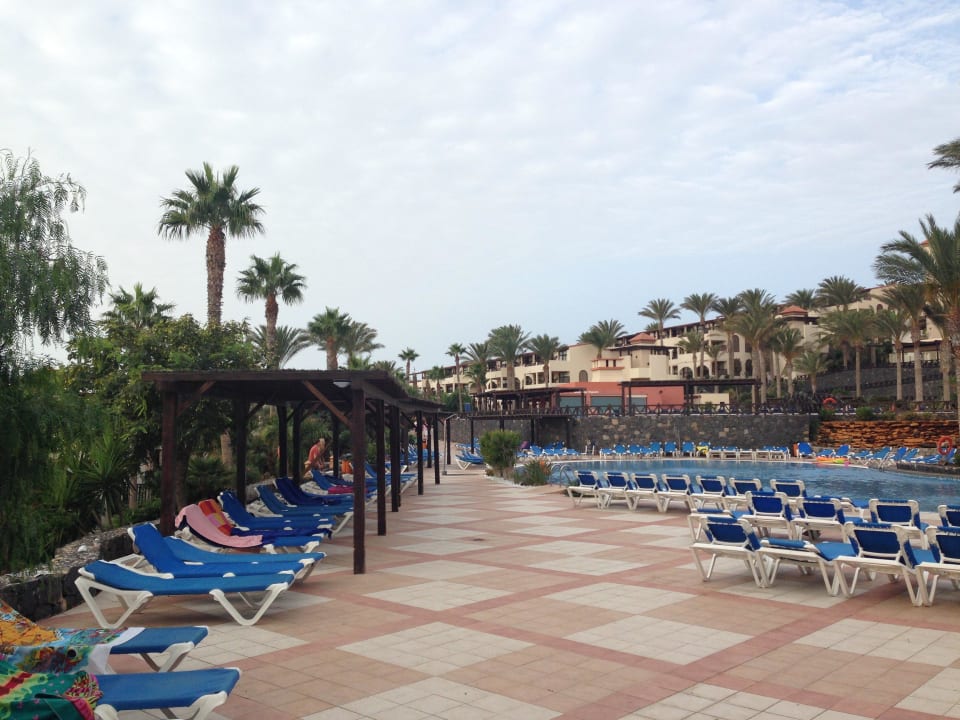 Morgens am Pool Occidental Jandía Mar