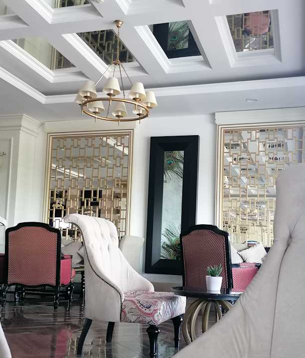 Lobby Mary Hotel Side