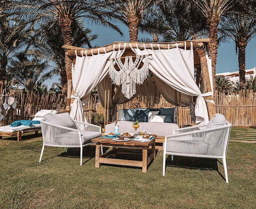 Strand Fort Arabesque Resort, Spa & Villas