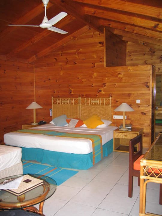 Innenansicht Bungalow 235 Meeru Maldives Resort Island