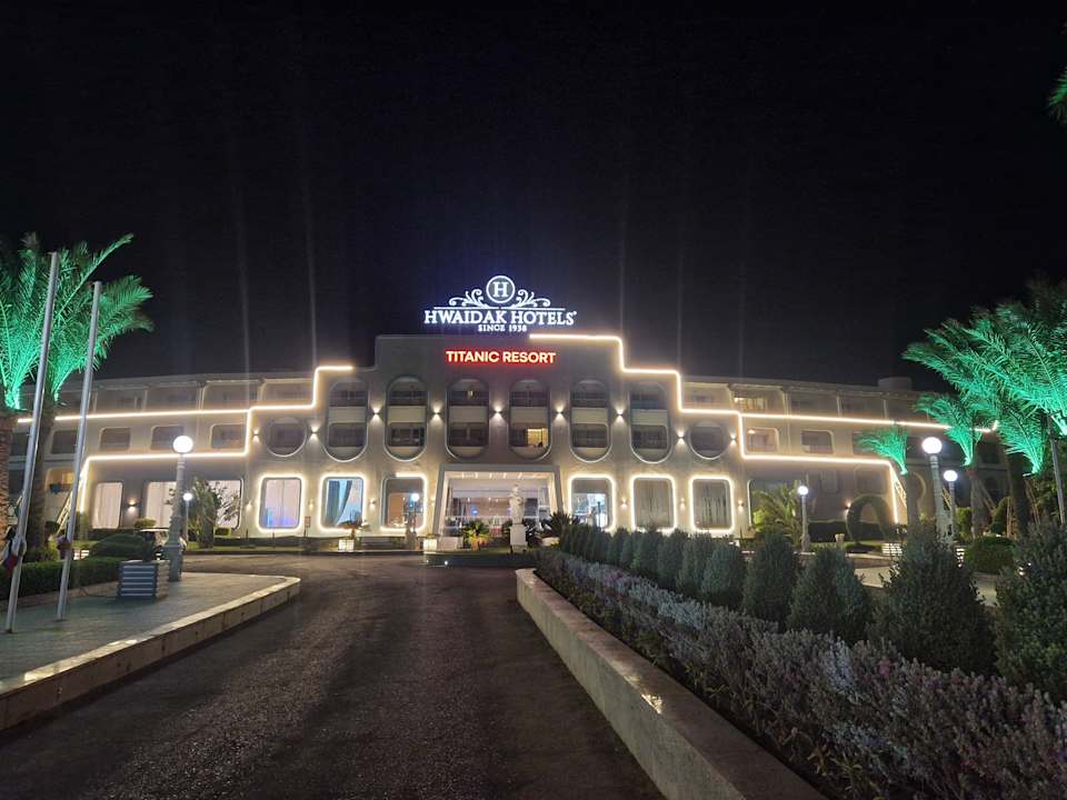 Außenansicht Titanic Resort & Aqua Park