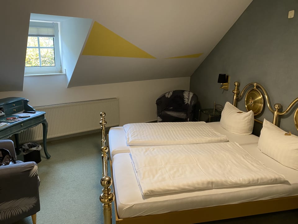 Zimmer Hotel Hennesburg
