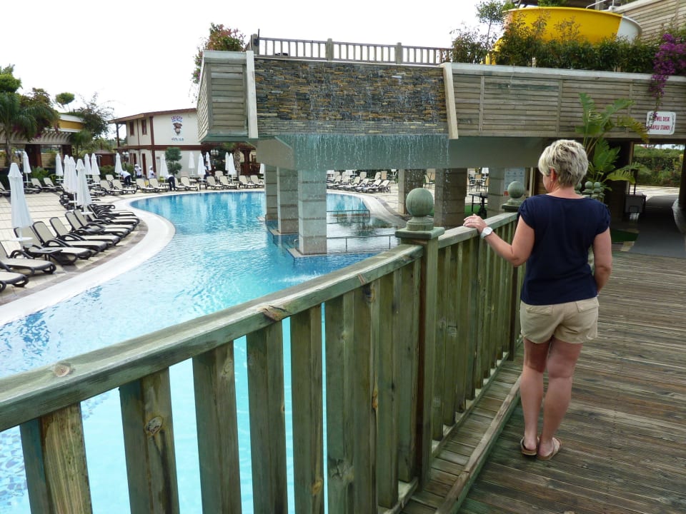 Saubere Poolanlage Diamond Excellence Resort & Spa