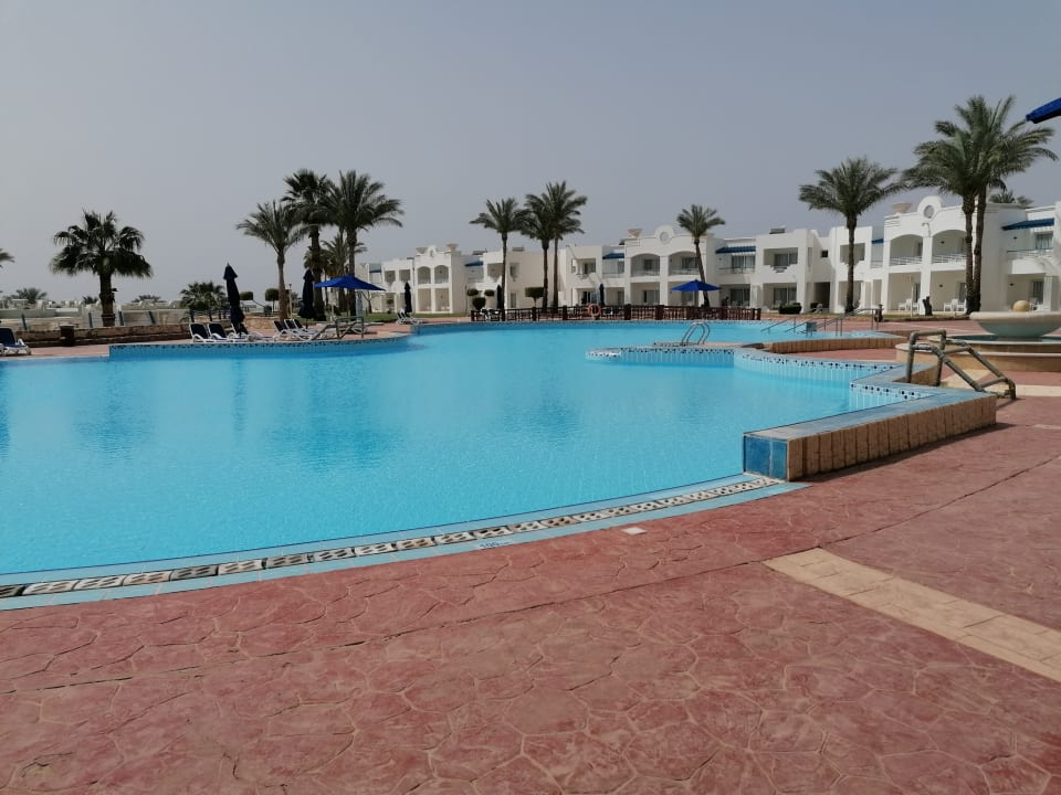 Pool Renaissance Sharm El Sheikh Golden View Beach Resort