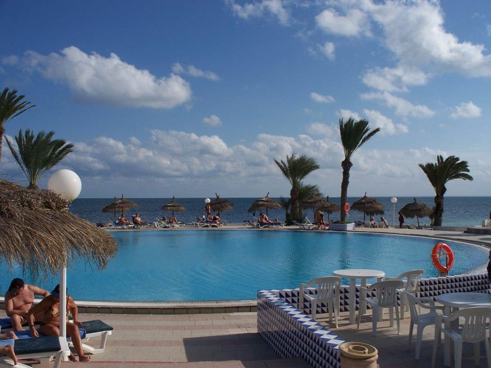 Einer der Pools Hotel El Mouradi Djerba Menzel