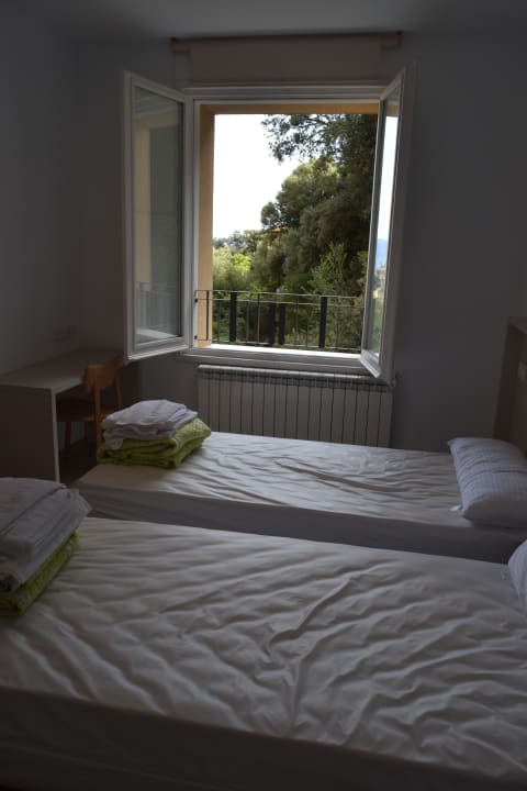 Zimmer Alberg Abat Oliba