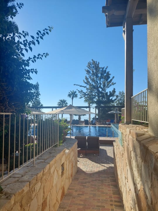 Pool Columbia Beach Resort