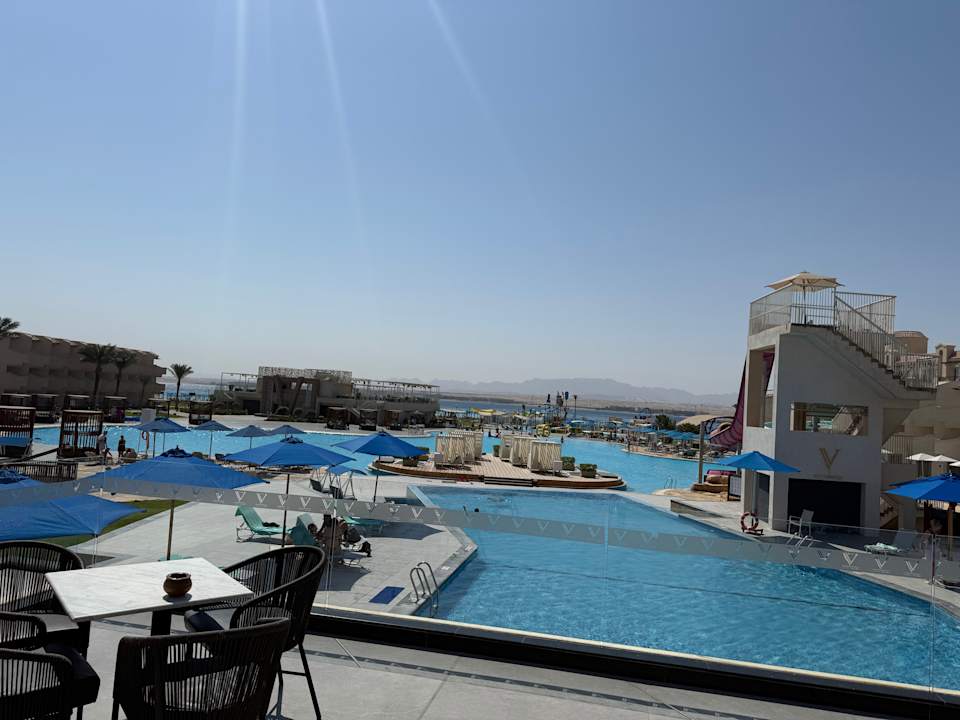 Pool The V Luxury Resort Sahl Hasheesh