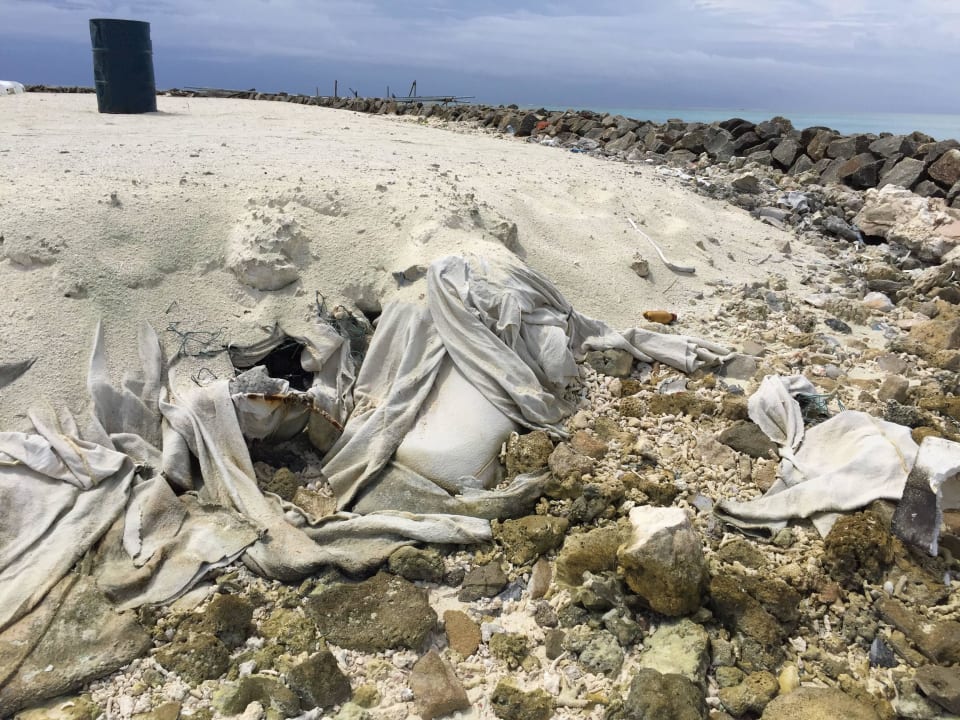 Schlecht saniert die Insel Summer Island Maldives