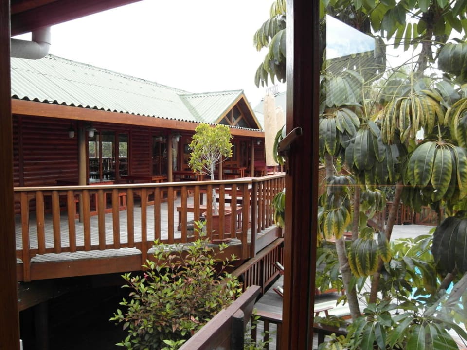 Zimmerausblick The Graywood Hotel