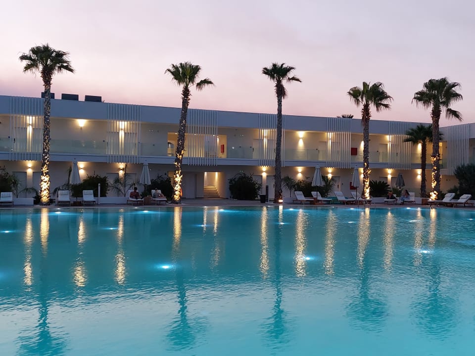 Pool White Dreams Resort & Anex