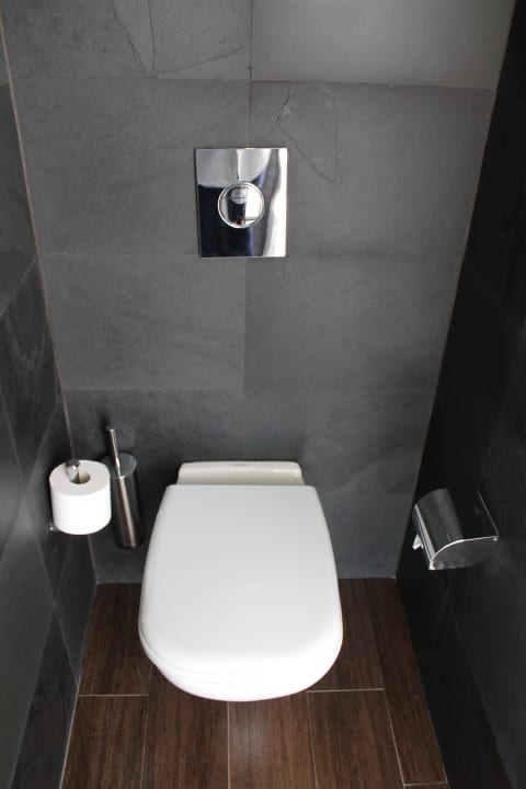 Toilette ohne abschließbare Tür, gewöhnungsbedürft Iberostar Waves Bahia de Palma