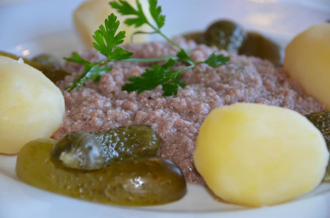 Schlachteessen: hier Weckewerk Waldhotel Dornröschenshöh