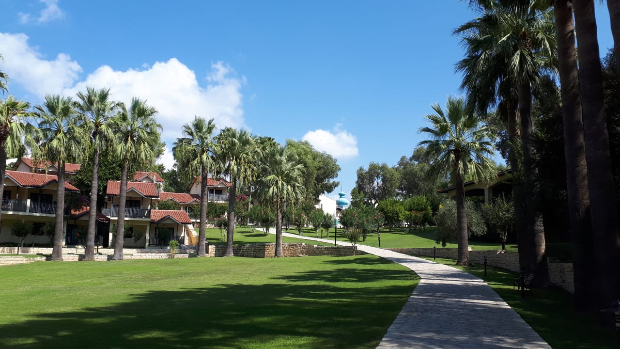 Gartenanlage Melas Holiday Village